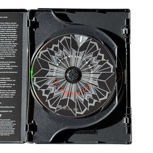 Dave Matthews & Tim Reynolds – Live at Radio City 2-Disc DVD (Excellent) - Picture 5 of 7